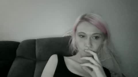 emilywarren296 online show from October 2025 03:30:01 AM