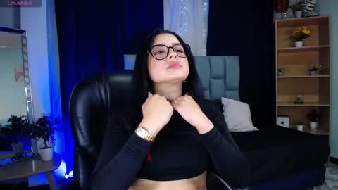 Emily  online show from November 2025 03:27:01 AM