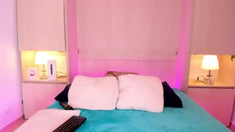 Emily online show from January 2025 03:58:01 AM