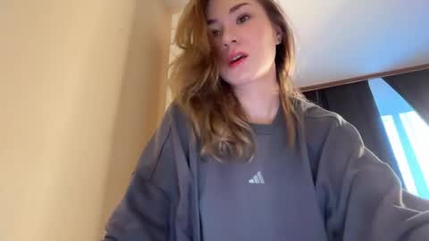 Nadya online show from April 2026 07:22:02 AM