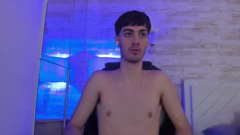 emir_ozan online show from February 2026 07:52:02 PM