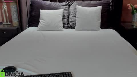 Snapshot of emm_quince chatting on January 2025 10:44:02 PM Emm online show from January 2025 10:44:02 PM