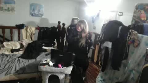 emma online show from March 2025 12:42:02 AM