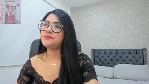 emma  online show from October 2025 01:23:04 PM