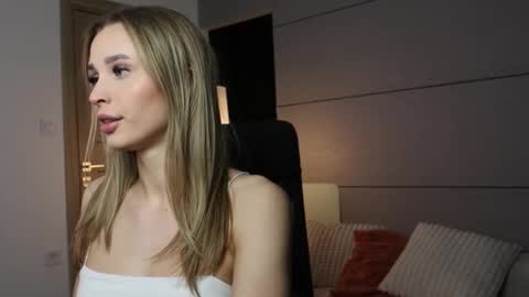 Your Emma online show from March 2026 11:30:01 PM