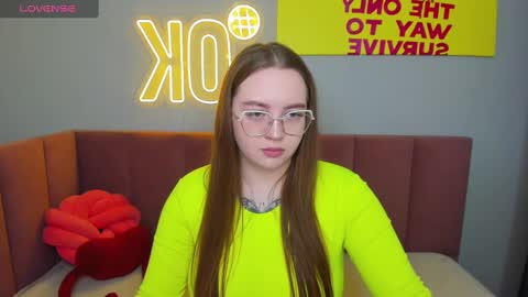 emma_adorablle online show from February 2025 01:41:01 AM