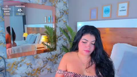 Emma  online show from July 2026 06:33:02 AM