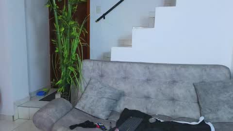 Snapshot of emma_blue_ chatting on March 2025 06:59:02 AM Emma Blue modelo independiente online show from March 2025 06:59:02 AM