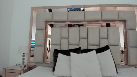 Emma Castillo online show from February 2025 12:27:01 PM