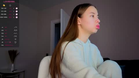 Snapshot of emma_clon chatting on September 2025 01:16:01 AM Emma online show from September 2025 01:16:01 AM