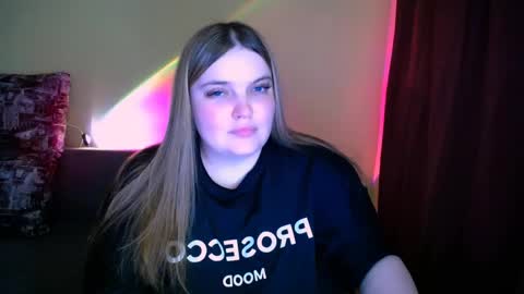 Snapshot of emma_dorn chatting on June 2026 06:45:01 PM Eva online show from June 2026 06:45:01 PM