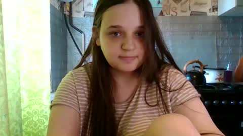 emma_emmochka online show from May 2026 08:10:01 AM