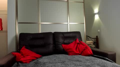 Emma online show from October 2025 11:11:02 AM