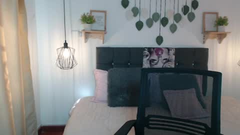 Tell me Emma online show from April 2026 02:11:01 PM