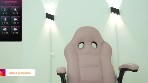 Snapshot of emma_jamess chatting on February 2026 03:39:01 AM emma_jamess online show from February 2026 03:39:01 AM