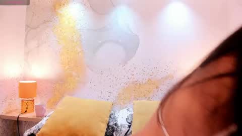 emma_jhoons online show from September 2025 11:44:02 AM