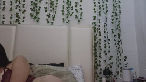 emma_johnson_ online show from February 2026 01:32:01 AM