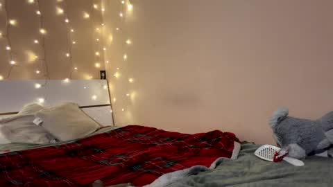 emma_just online show from February 2025 06:04:02 PM