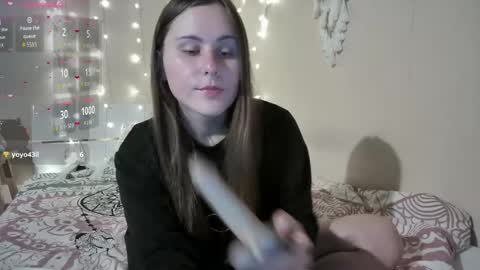 emma_just online show from September 2025 07:41:01 AM