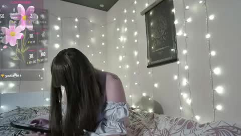 Snapshot of emma_just chatting on April 2026 07:07:02 PM emma_just online show from April 2026 07:07:02 PM