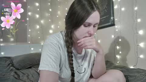 Snapshot of emma_just chatting on May 2026 03:17:02 PM emma_just online show from May 2026 03:17:02 PM