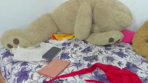 whises lits        online show from October 2025 01:00:02 PM