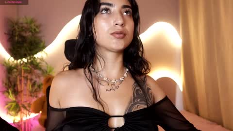 Emma online show from April 2026 08:28:02 PM