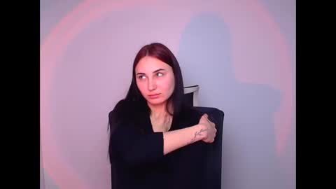 Emma online show from February 2025 02:28:01 AM