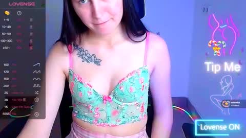 Emma online show from September 2025 06:57:02 AM