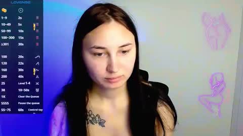 Emma online show from October 2025 07:18:01 AM