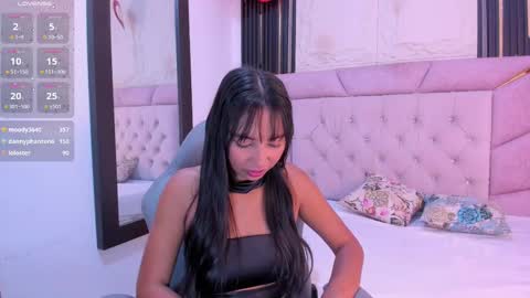 Emma online show from February 2025 07:10:01 PM