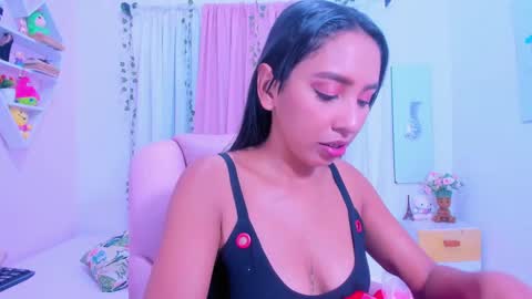 Emma online show from February 2025 07:46:01 PM