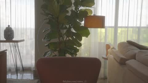 Snapshot of emma_lu1 chatting on December 2024 04:53:02 PM emma_lu1 online show from December 2024 04:53:02 PM