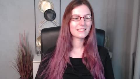 emma online show from December 2024 01:10:01 PM