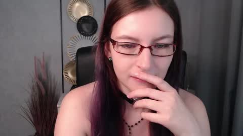 emma online show from December 2024 06:54:01 AM