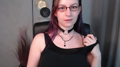 emma online show from December 2024 06:42:02 AM