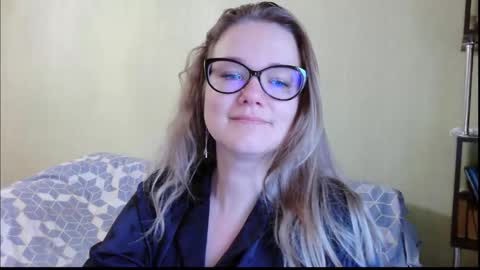 emma_misty_ online show from October 2025 07:05:02 AM
