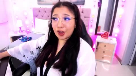 Snapshot of emma_monserratt chatting on February 2025 03:45:02 AM Emma Monserratt online show from February 2025 03:45:02 AM