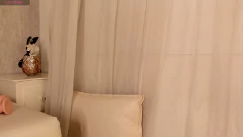 Snapshot of emma_morgann chatting on February 2025 02:38:01 PM Emma Morgann online show from February 2025 02:38:01 PM