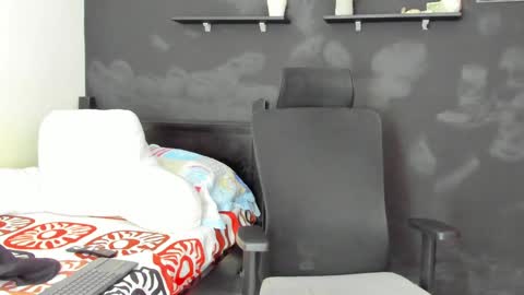 emma online show from January 2025 05:47:02 PM