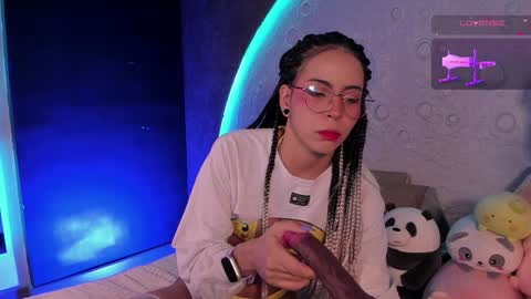     online show from January 2025 10:01:01 AM