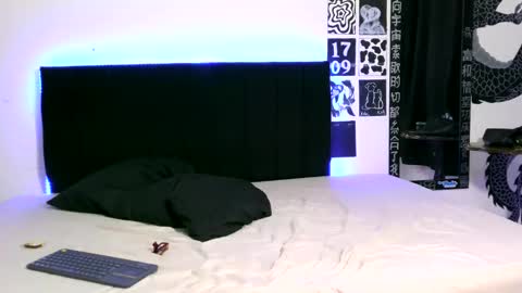 emma ortega online show from March 2025 10:38:01 PM