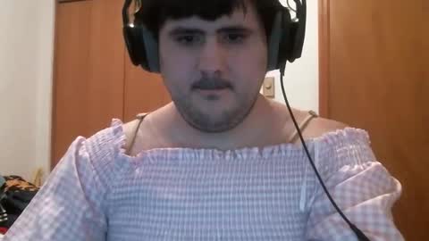 Snapshot of emma_the_boy chatting on January 2026 09:56:01 AM emma_the_boy online show from January 2026 09:56:01 AM