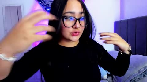 Emma online show from March 2026 01:11:01 AM