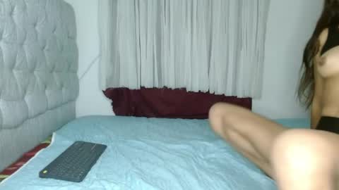 Snapshot of emma_walter22 chatting on June 2026 12:58:02 AM emma online show from June 2026 12:58:02 AM