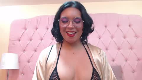Emma  online show from June 2026 02:05:02 AM