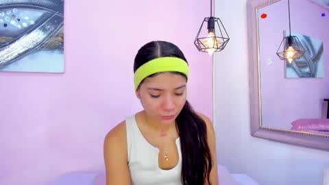 Snapshot of emmaa_sandoval chatting on November 2025 04:29:02 PM Emma online show from November 2025 04:29:02 PM