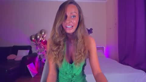 Emma online show from December 2025 04:14:02 PM