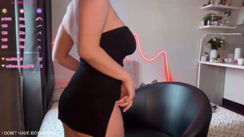 emmaandjake online show from November 2025 10:54:02 AM