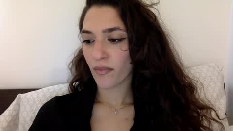 Emma online show from January 2025 06:04:01 PM